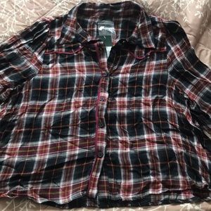 Plaid button-down long sleeve shirt